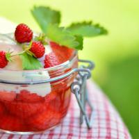 Strawberries flambé at 5 berries