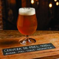 CERVEZA DE MIEL - Vaso de cerveza con miel 400 cc: